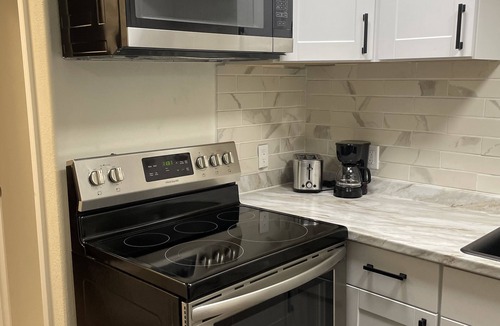 Midtown Anchorage Apartment | Very nice one bedroom apartment in midtown