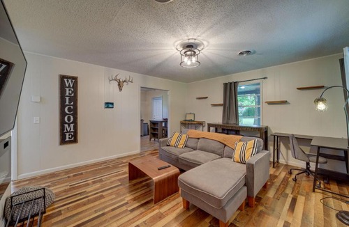 Wagoner House | Wagoner Vacation Rental Near Fort Gibson Lake!