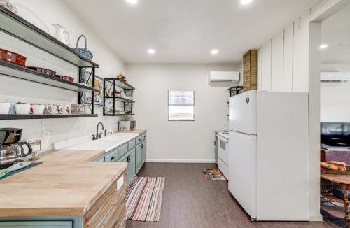 Jacksboro House | Walk to Historic Square: Jacksboro Home w/Yard