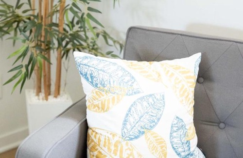 Manhattan Apartment | Walk to K-State - Cozy Manhattan Retreat