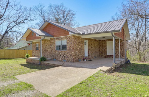 Mountain View House | Walk to Ozark Folk Center SP! Mtn Adventure Base