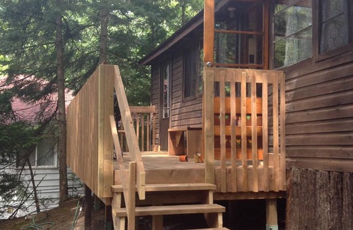 Balm Beach Cabin | walk to private beach across the street - 2BR Cabin - amazing sunsets