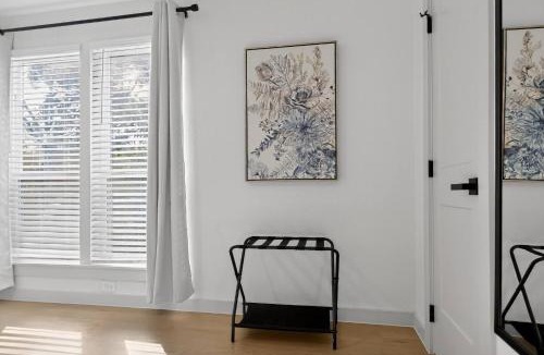 Central Arlington House | Walk to stadium! Cozy 2BR home - historic district