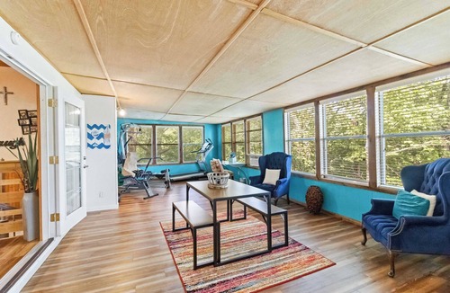 Springdale House | War Eagle Getaway