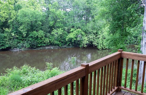 Livingston Cabin | Waterfront Cabin Ideal for a Little Getaway in Livingston, Texas