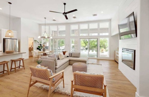 Burnet House | Waterfront Fall Retreat | Pool, Fire Pit, Lake LBJ