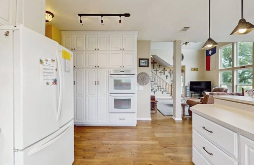 Buchanan Dam House | Waterfront home with kayak, view, fire pit & WiFi - dog-friendly