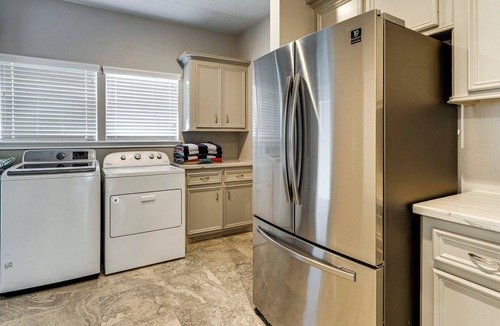 Walden on Lake Conroe House | Waterfront Lake Conroe Home w/Pool Access!