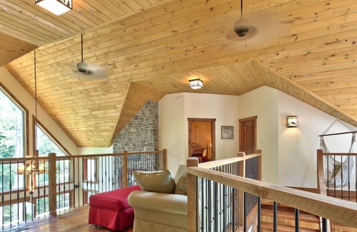 Mont-Tremblant Cottage | Waterfront Luxury Cottage with 5 Bedrooms and Inground Spa