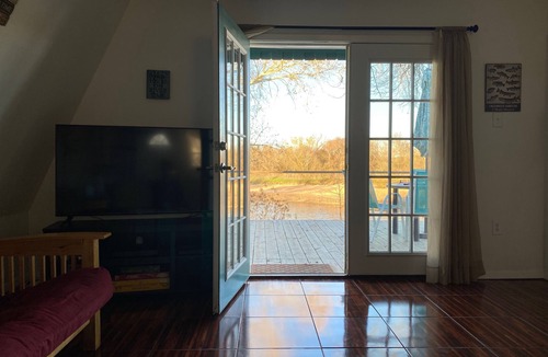 Smithville House | Waterfront Smithville River House