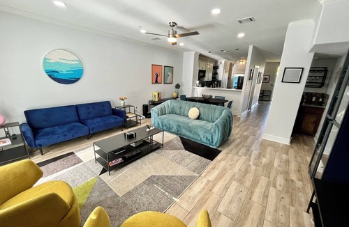 Seven Coves House | Waterfront Unit in Lake Conroe