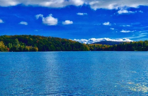 La Minerve House | Waterfront with spa near Mont-Tremblant