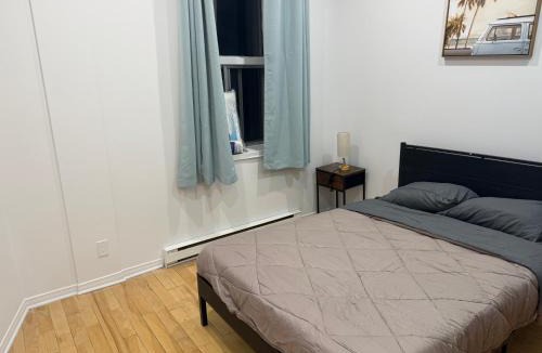 Sainte-Marie Apartment | Well located studio apartment with parking near downtown Montreal