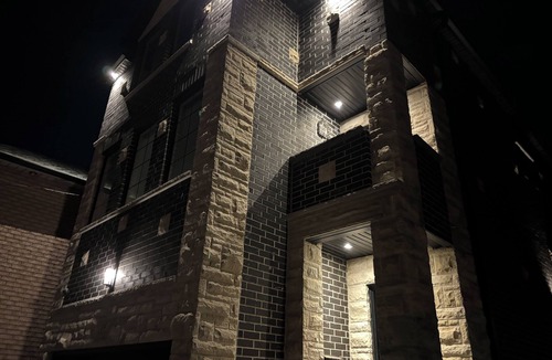 Keelesdale - Eglinton West House | West end guest house
