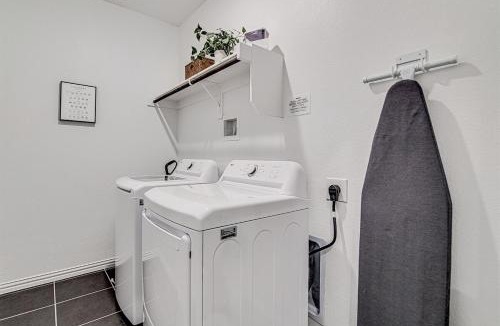Burleson House | Where Comfort Meets Convenience