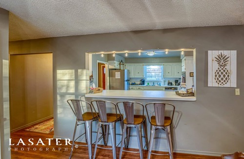 Harrison House | Whispering Pines Retreat Minutes to the Buffalo National River!