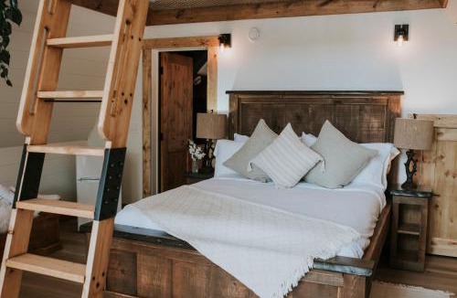Grafton Hotel | Whispering Springs Wilderness Retreat