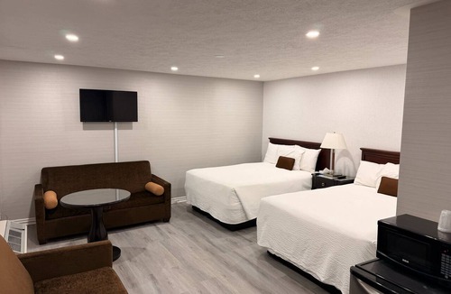 Wiarton Hotel | Wiarton willys inn