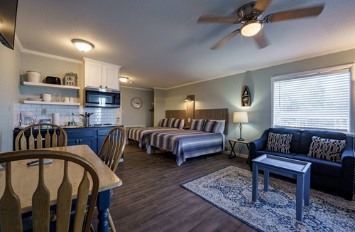 Hot Springs Hotel | Willow Beach Resort
