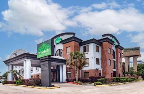 Aldine Hotel | Wingate by Wyndham Houston Bush Intercontinental Airport