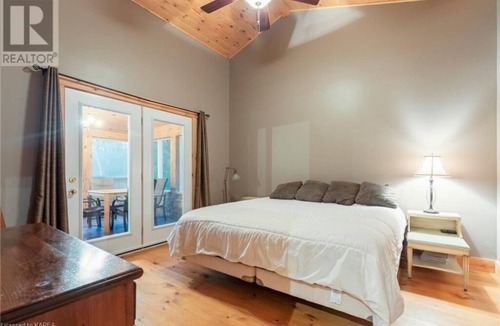 Parham Cottage | Winter Wonderland! Summer cottage that is also great in the winter.