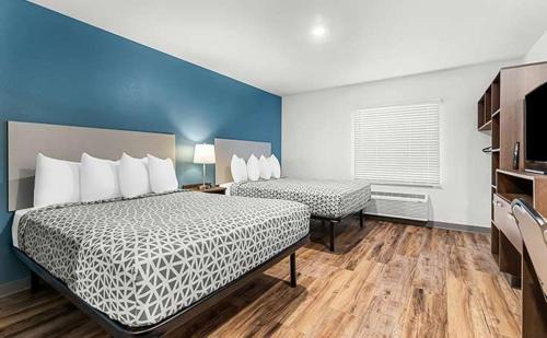 Lowell Hotel | WoodSpring Suites Rogers Bentonville