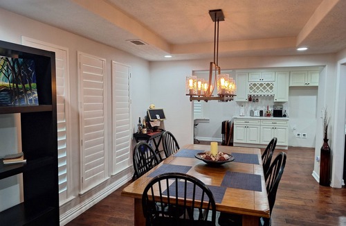 Cypress House | Work n' Play Cypress- Spacious 6-bedroom house with a pool/spa in north Cypress