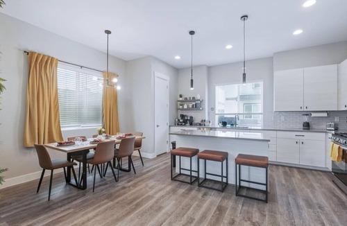 Lamar Heights Area House | Work & Relax, Sauna, King Bed, w Garage Near Red Rocks