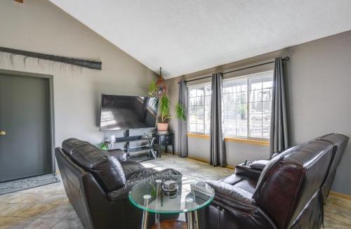 Kalifornsky House | Yard Space w/Fire Pit: Kenai Getaway!