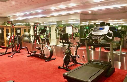 Downtown Toronto Hotel | Yonge Suites Apart Hotel