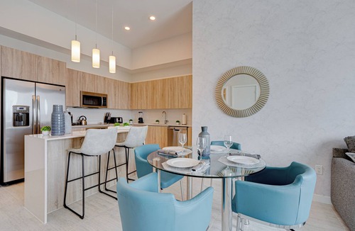 Central Waterfront Apartment | York Hotel