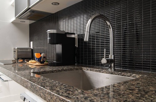 Yorkville Condo | Yorkville Pulse Studio