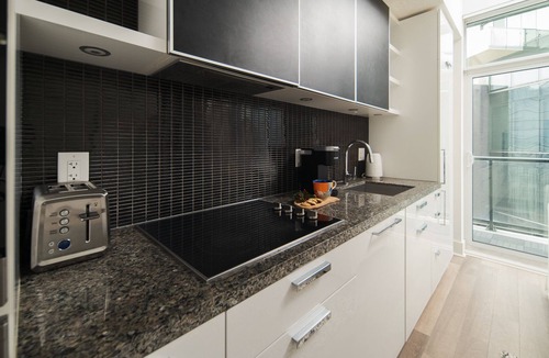 Yorkville Condo | Yorkville Pulse Studio