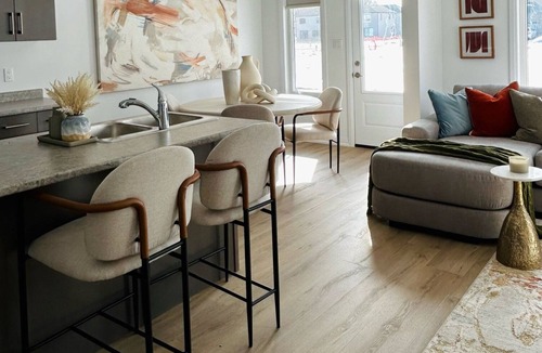 Fonthill House | You have found your luxurious temporary home only minutes from Niagara Falls