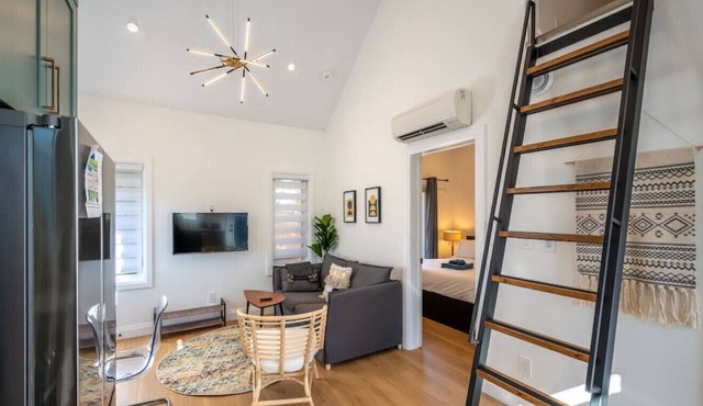 111H-3 · Kingsdale Designer Tiny house w/ king bed