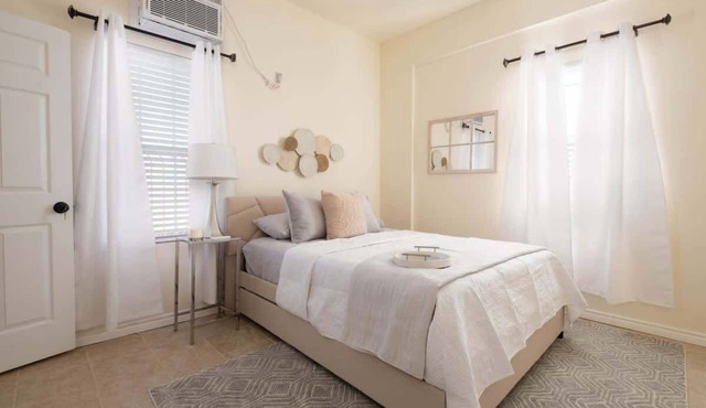 1BR Sleeps 4 | AI Data Ctr, Hospitals, Corp Stays