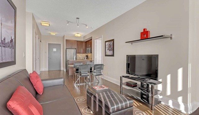 2 Bedroom/2 Bathroom Suite