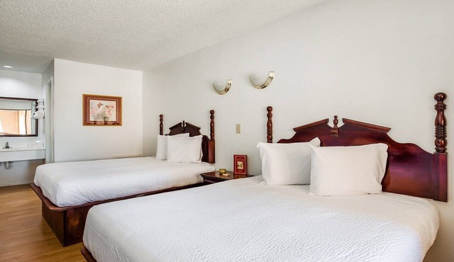 2 queen bed | non smoking