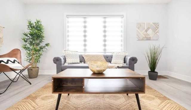 3 Bedroom BOHO Home [Near Rogers Stadium/Downsview by Allen Rd & Sheppard Ave]
