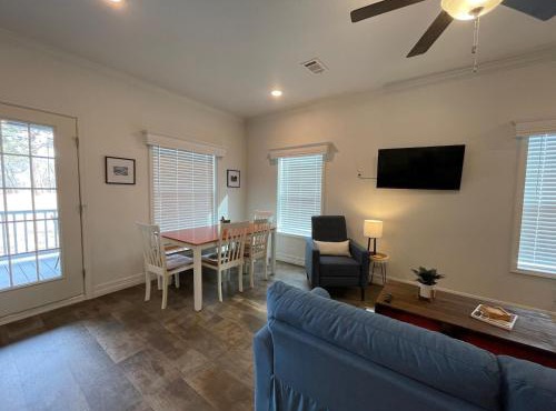 3Bed2Bath with Creek and Open Spaces