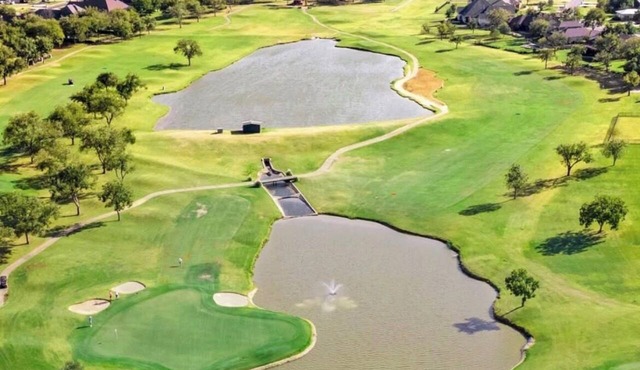 4 BR in Gated, Golf, Pool Community