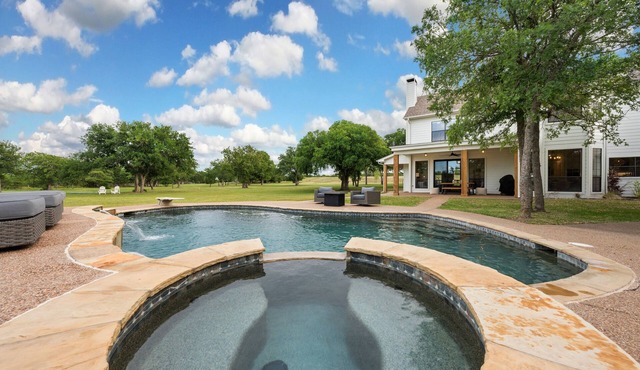 50 Acre Countryside Haven W/Hiking Trails, Arcade & Pool by RedAwning