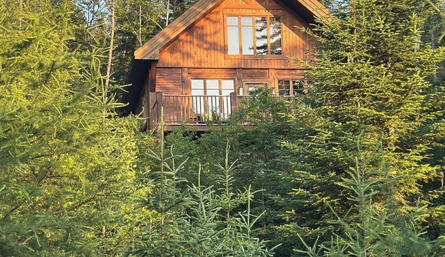 A four-season destination: your peaceful retreat in the heart of nature and very close to St-Donat