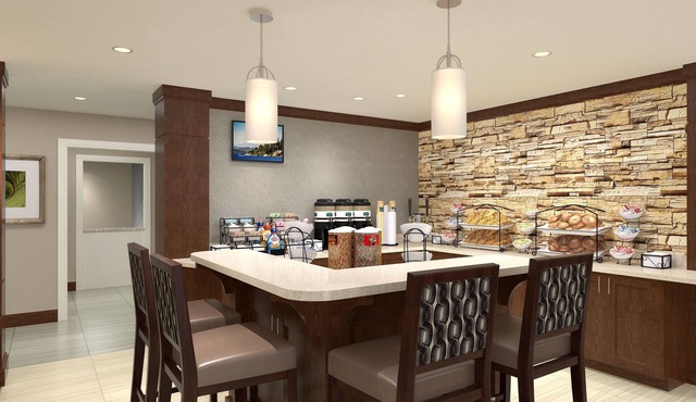 Accessible Studio w/Kitchen | Breakfast + Pool