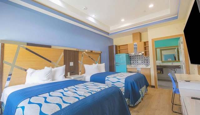 Accommodating Villa for Families, Close to Local Attractions - 4 Rooms!