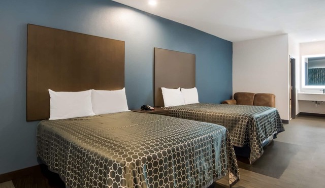 Affordable Room Near Downtown Fort Worth – Perfect Location for Exploring