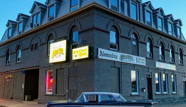 Alexandra Hotel