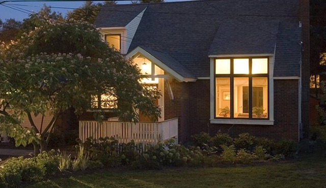 Architectural, Wheelchair Accessible, Charming House, Lovely Boston Neighborhood in Jamaica Plain