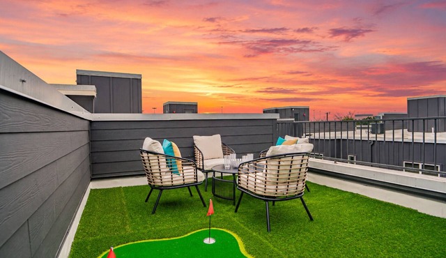 AT&T Stadium Easy Walk + Free Garage Parking