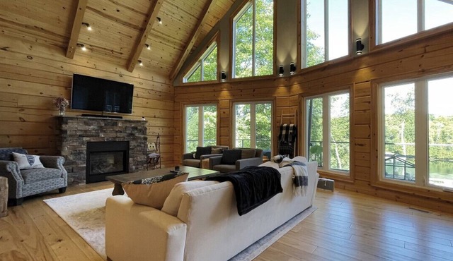Blending Log Home Charm with Luxury Living